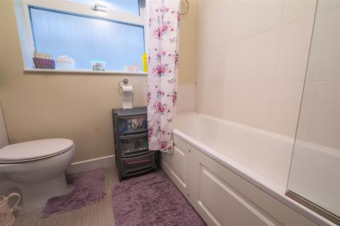 1 bedroom maisonette to rent, Wheatsheaf Drive, Ware