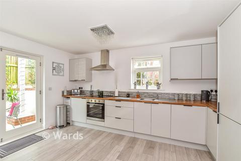2 bedroom ground floor flat for sale, 64 Pembury Road, Tonbridge TN9