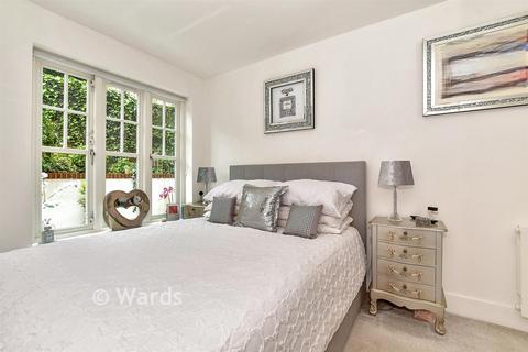 2 bedroom ground floor flat for sale, 64 Pembury Road, Tonbridge TN9