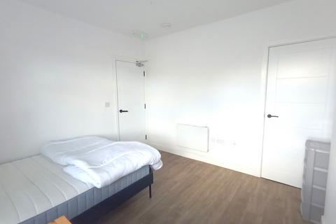 1 bedroom semi-detached house to rent, Greenheath Road, Cannock, WS12