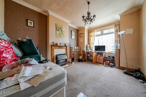 3 bedroom semi-detached house for sale, Woodside Crescent, Sidcup