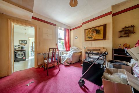 3 bedroom semi-detached house for sale, Woodside Crescent, Sidcup