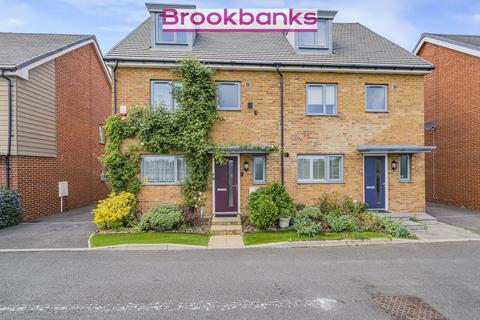 Worcester Drive, Swanley, BR8 8FF