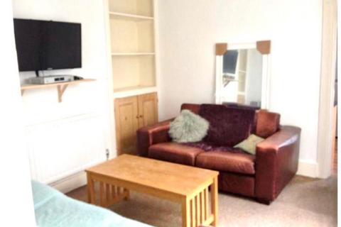 5 bedroom house share to rent, 15 Diamond Avenue