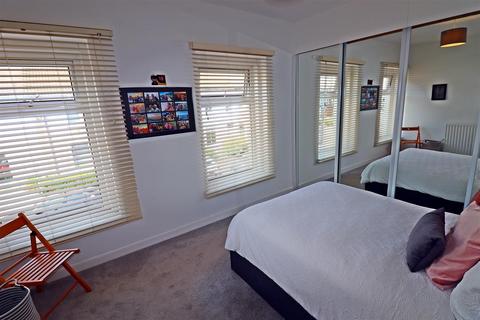 3 bedroom house to rent, Glamorgan Street, Cardiff CF5