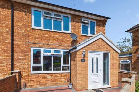 Doddsfield Road, Slough
