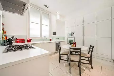 3 bedroom flat for sale – pohled 4