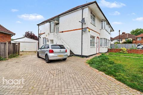 2 bedroom maisonette for sale, Northcroft, Slough