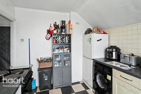 2 bedroom maisonette for sale, Northcroft, Slough
