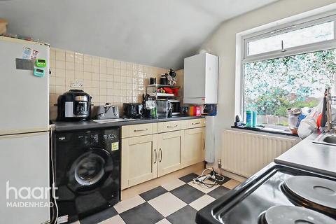 2 bedroom maisonette for sale, Northcroft, Slough