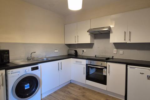 2 bedroom flat to rent, Ashgrove Road, Aberdeen AB25