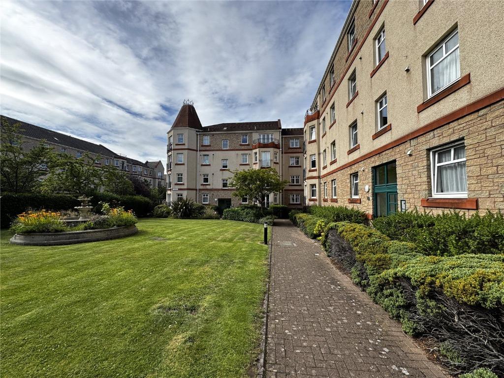 Sinclair Place Sinclair Place, Dalry, Edinburgh, EH11 2 bed flat - £1,495 pcm (£345 pw)