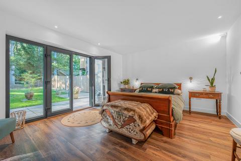 4 bedroom detached house for sale, Haven Place, Park Street Lane, Park Street, St. Albans
