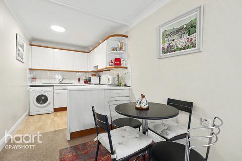 2 bedroom retirement property for sale, Crossways Road, Grayshott