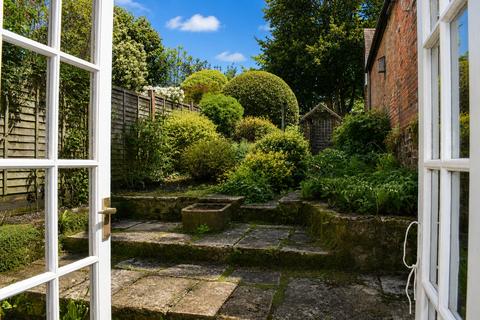 3 bedroom cottage for sale, Church Lane, Lymington, SO41