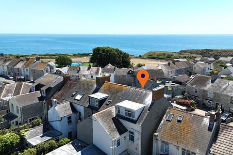 4 bedroom end of terrace house for sale, Southwell Street, Portland, Dorset