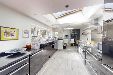 4 bedroom end of terrace house for sale, Southwell Street, Portland, Dorset