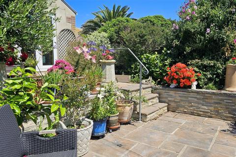 4 bedroom end of terrace house for sale, Southwell Street, Portland, Dorset