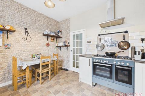 2 bedroom end of terrace house for sale, Victoria Road, Brynteg, LL11