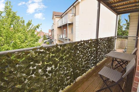 2 bedroom apartment for sale, Myrtlebury Way, Hill Barton Vale, Exeter, EX1