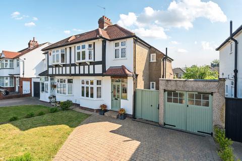 New Farm Avenue, Bromley, BR2