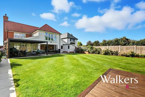 4 bedroom detached house for sale, Theydon Meadows, Stapleford Tawney