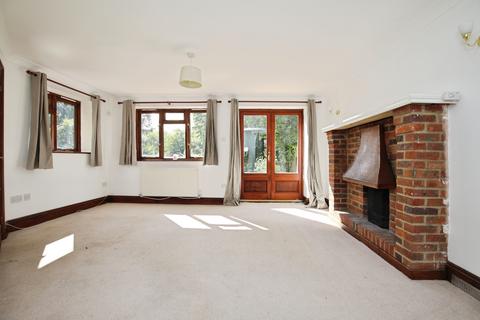 2 bedroom detached house for sale, Beechfield, Salisbury, SP4
