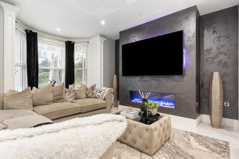 6 bedroom terraced house for sale - Bild 5