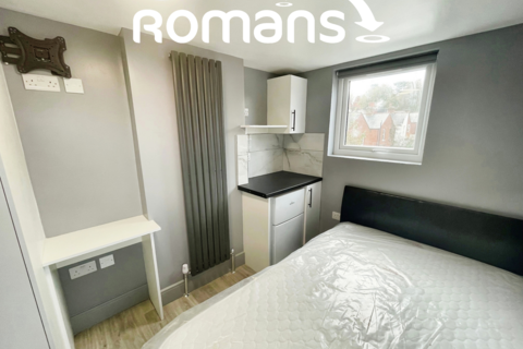 1 bedroom in a house share to rent, Norfolk Road, Reading, RG30