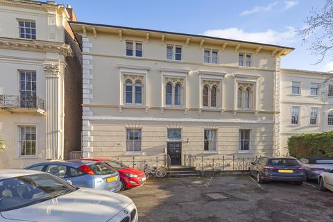 Flat - 104 Bath Road, Cheltenham, GL53