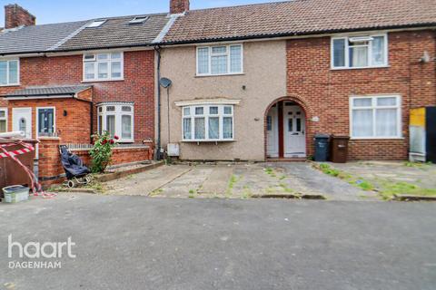 2 bedroom terraced house for sale, Marlborough Road, Dagenham