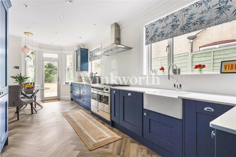 3 bedroom terraced house for sale, Woodside Gardens, London, N17