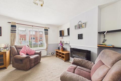 4 bedroom terraced house for sale, West Crescent, Wardley, NE10