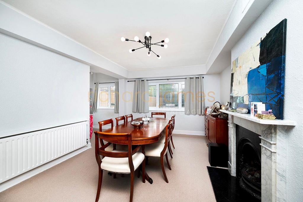 Dining room, fireplace