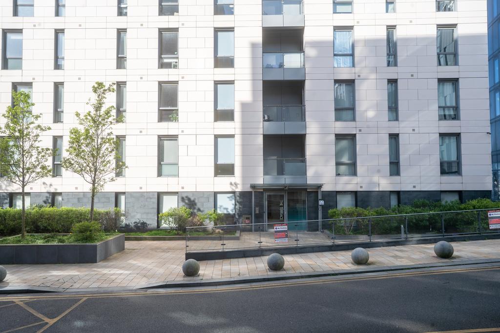 1 bedroom flat for sale