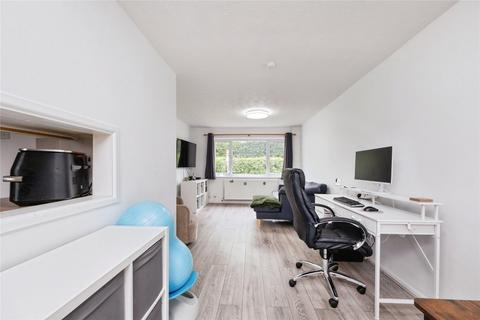 3 bedroom semi-detached house for sale, Pegasus Road, Leighton Buzzard, Bedfordshire, LU7