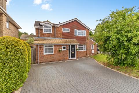 4 bedroom detached house for sale, Cotefield Drive, Leighton Buzzard