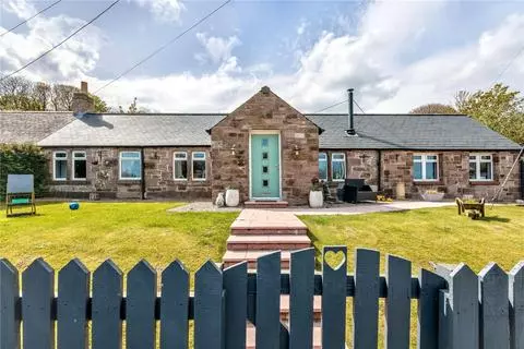 3 bedroom bungalow for sale