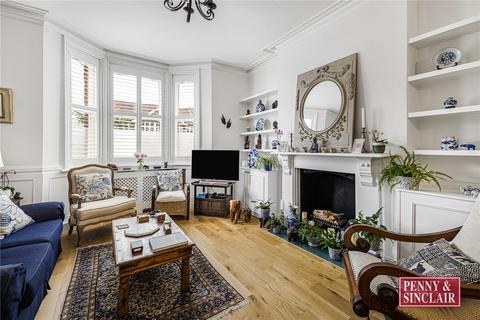 2 bedroom apartment to rent, Regatta Short Let - Station Road, RG9 1AT