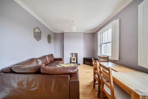 2 bedroom maisonette for sale, St Johns Way, London, N19