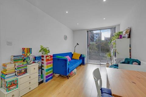 Carillon Court, 41 Greatorex Street, London, E1