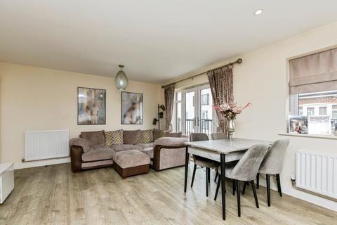 2 bedroom flat for sale, Bricklayer Lane, Faygate, Horsham, West Sussex, RH12
