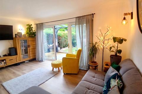 3 bedroom semi-detached house for sale, Belinda Close, Willenhall, Wolverhampton, West Midlands, WV13