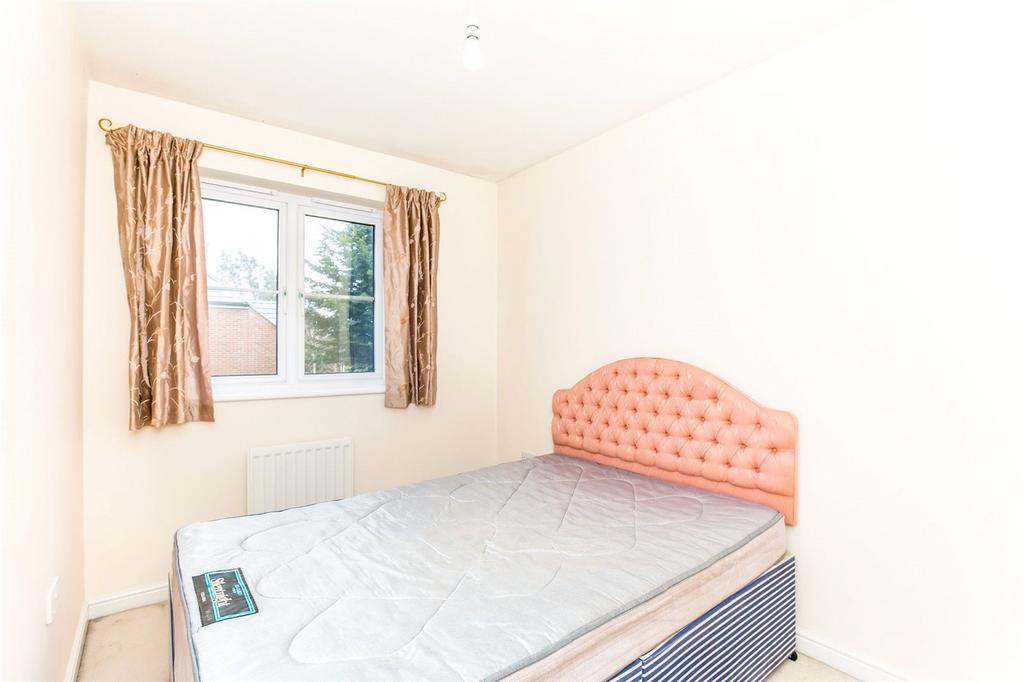 Little Horse Close, Earley, Reading - More