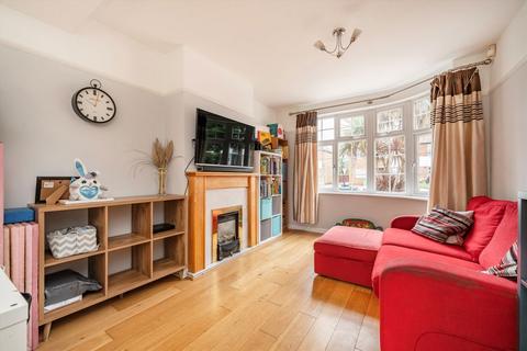 3 bedroom end of terrace house for sale, Longford Close, Hampton TW12