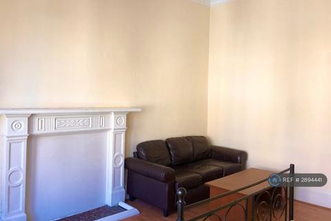 5 bedroom flat to rent, Dowanside Road, Glasgow, G12