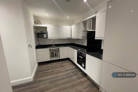 2 bedroom maisonette to rent, Warham Road, South Croydon East Croydon, Victoria, Purley,, CR2