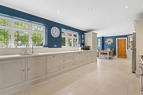 5 bedroom detached house for sale, Emerson Park, Hornchurch RM11