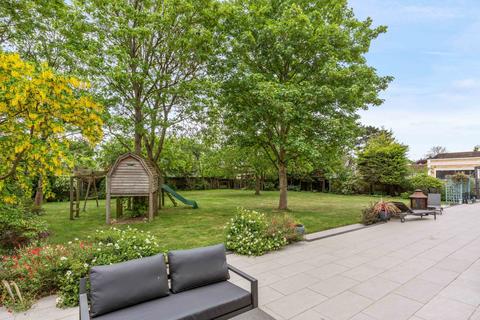5 bedroom detached house for sale, Emerson Park, Hornchurch RM11