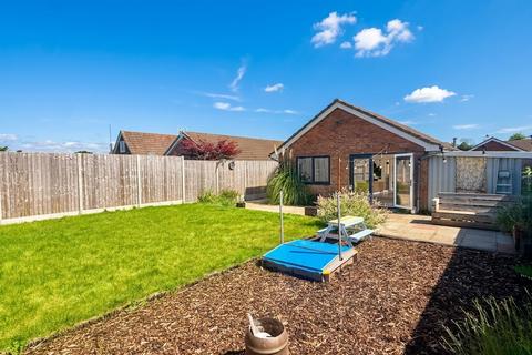 2 bedroom detached bungalow for sale, Sycamore Drive, Holbury, SO45
